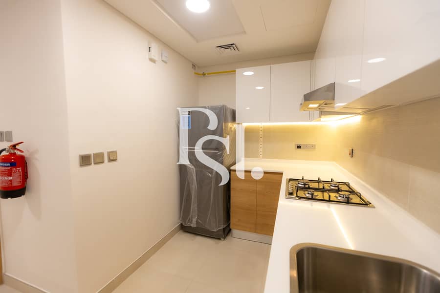 8 AP265961-radiant-square-1br-city-of-lightal-reem-island-abu-dhabi-8. jpg