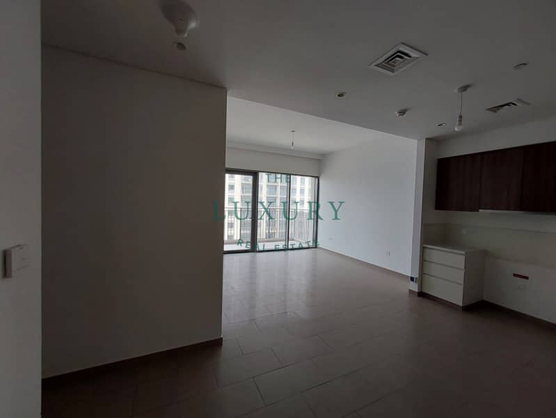 4 Pool___Park_View___Unfurnished___High_Floor-0. jpg