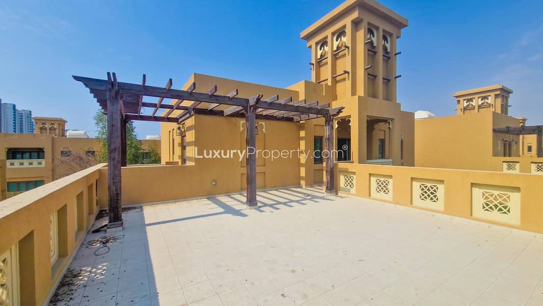 Dubai Style 3-Bed Home | Garden and Balcony - Image 11
