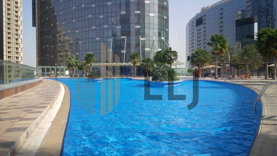 18 Pool i. jpg