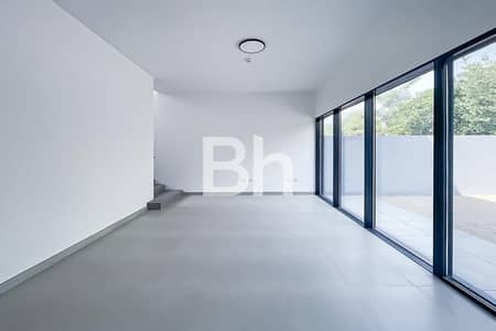 2 Bedroom Townhouse for Sale in Tilal City, Sharjah - 2BR+ maid , Prime Location, Ready Single Row
