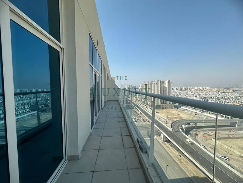 2 Stylish_Urban_Unit___City_Views___Perfect_Location-11. jpg