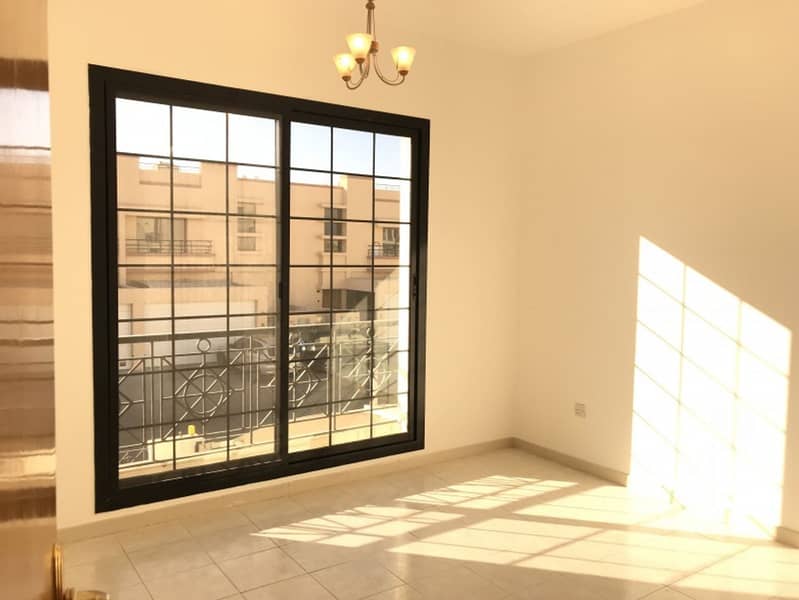Вилла в Мирдиф, 3 cпальни, 180000 AED - 12381624