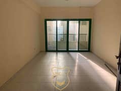 شقة في ميدان الرولة،منطقة الرولة 1 غرفة 22000 درهم - 12292322