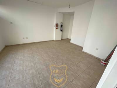 Shop for Rent in Bu Tina, Sharjah - IMG_3664. jpg