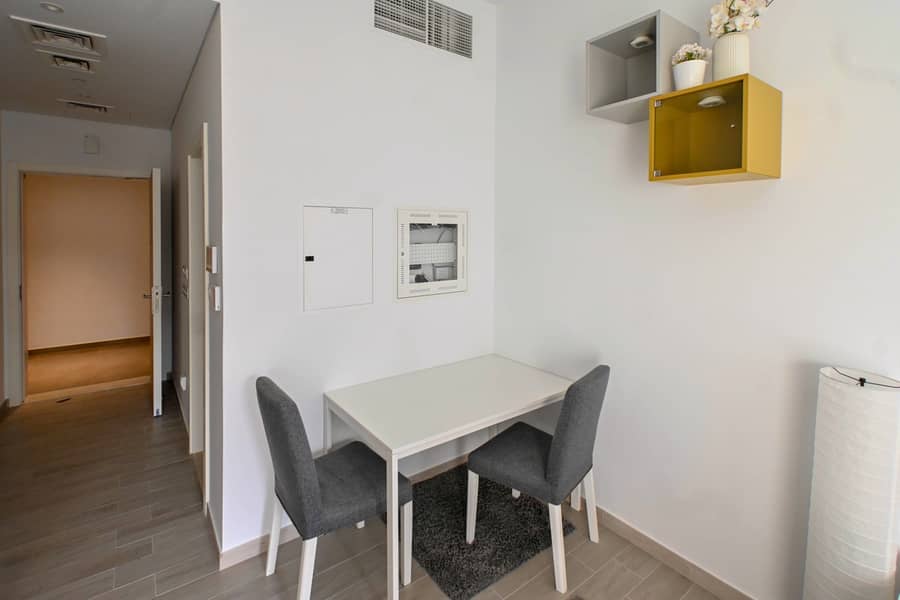 17 Nourelhouda Bourrour17. jpg