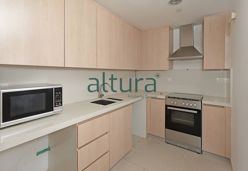5 Kitchen1. jpg