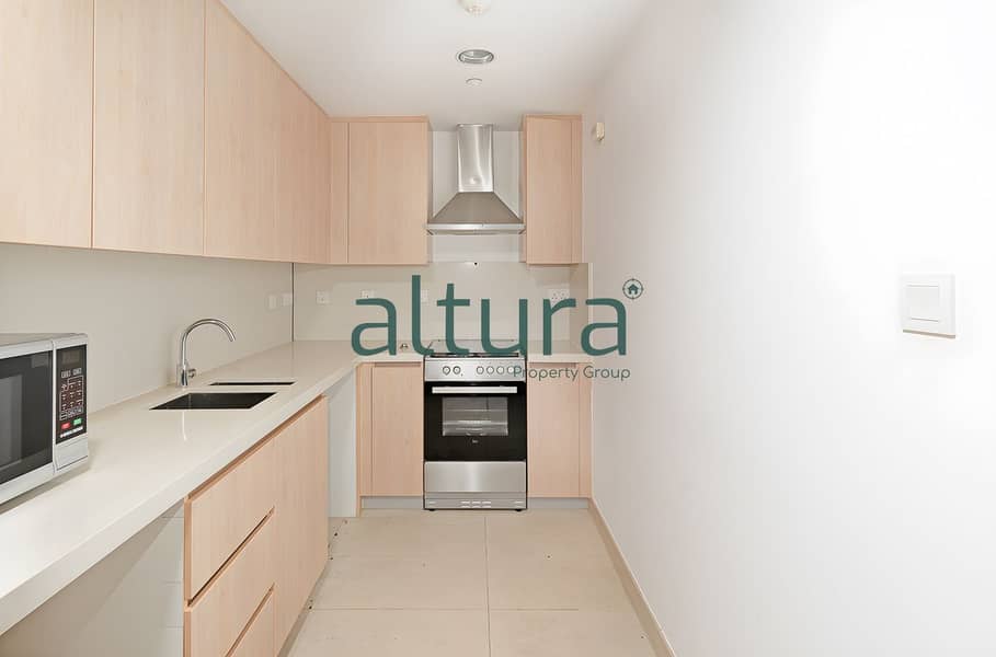 6 kitchen2. jpg