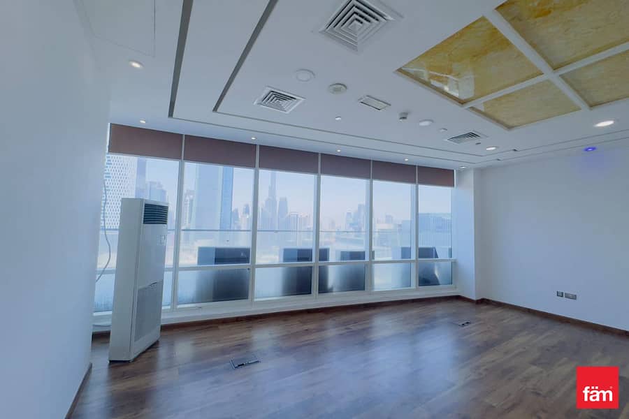 Ready to Move | Prime Location| Burj Khalifa View