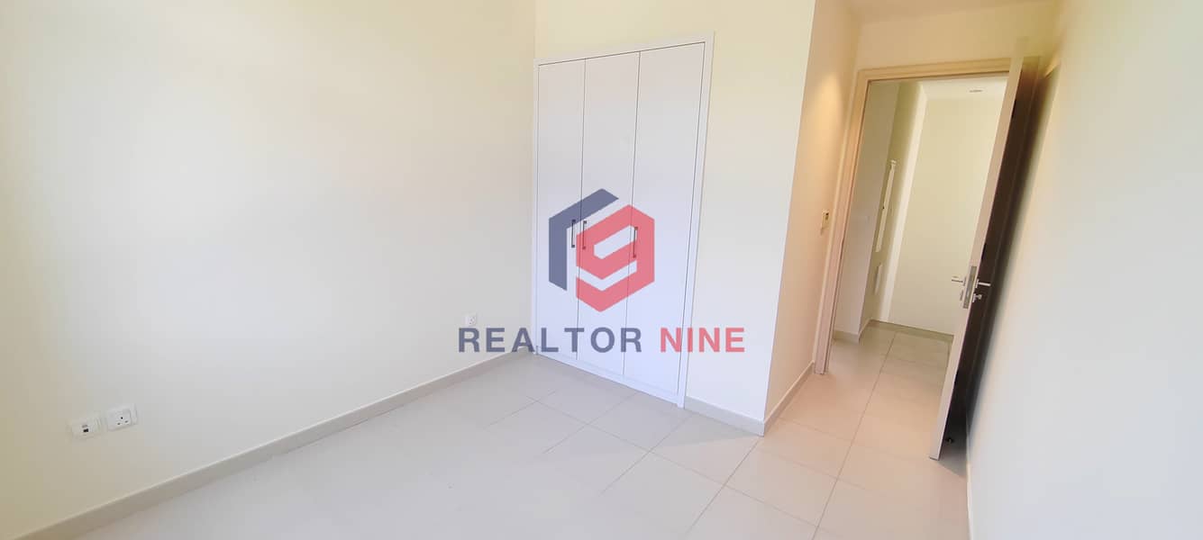8 room 2. jpg