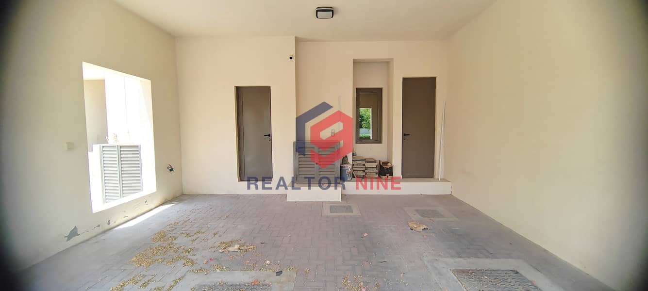 14 porch 2. jpg