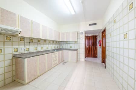 3 Bedroom Flat for Rent in Sheikh Zayed Road, Dubai - twin tower 1 kitchen 2. jpg