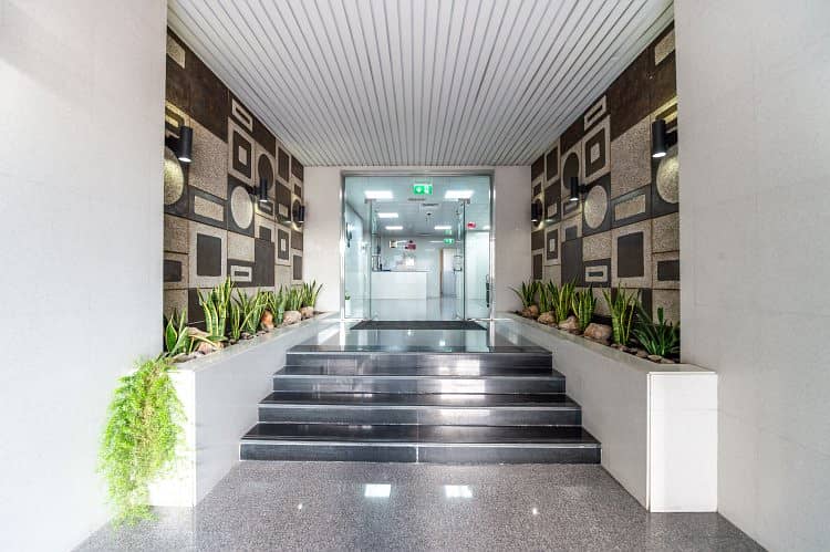 9 twint tower entrance. jpg