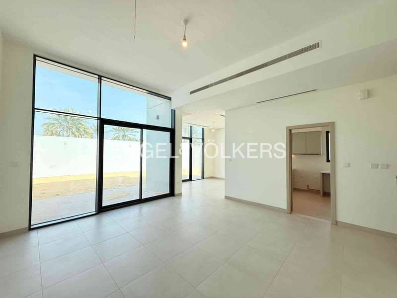Fully Upgraded | Corner Unit | Park-Backing Fully Upgraded | Corner Unit | Park-Backing