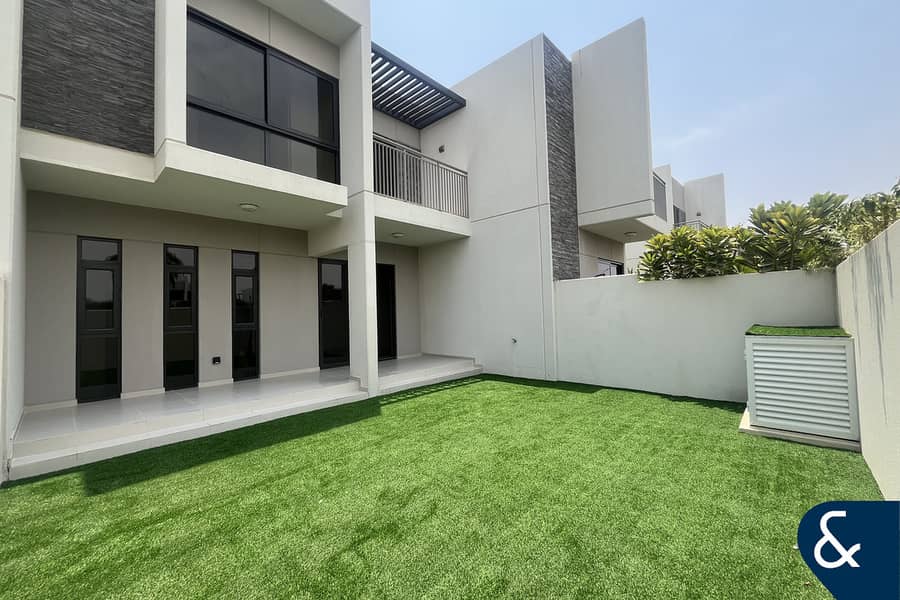 Single Row | 3 Bed + Maids | Close to Pool Single Row | 3 Bed + Maids | Close to Pool