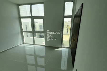 3 Bedroom Townhouse for Rent in DAMAC Hills 2 (Akoya by DAMAC), Dubai - 3 BED plus MAIDS | SPACIOUS LAYOUT | READY TO MOVE