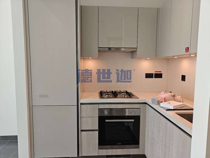 2 a5d33070bda244186c941733afa6771. jpg