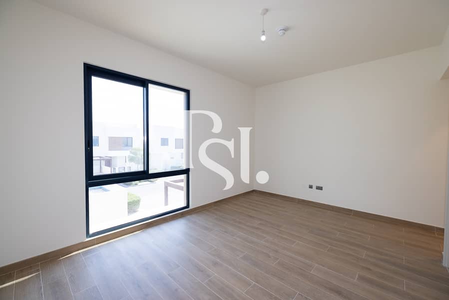 11 3brm-villa-noya-luma-yas-lsland-abu-dhabi-2. jpg