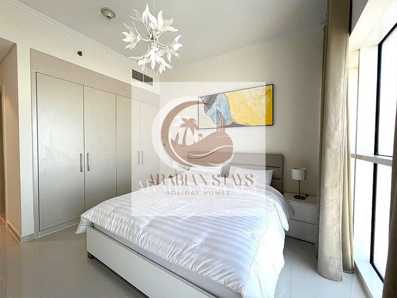 2 Living Room - B16. jpg