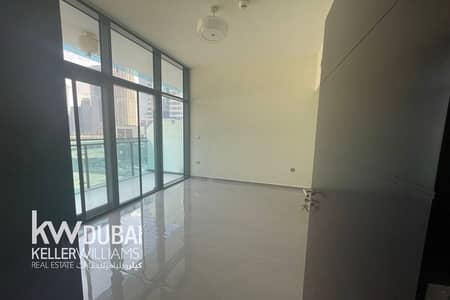 1 Bedroom Apartment for Rent in Business Bay, Dubai - Prime Location | Unfurnished | Canal View | Vacant