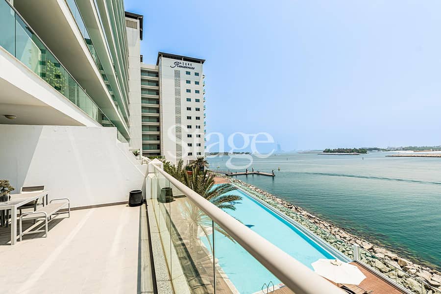 Stunning Sea View | Vacant | Spacious Layout Stunning Sea View | Vacant | Spacious Layout