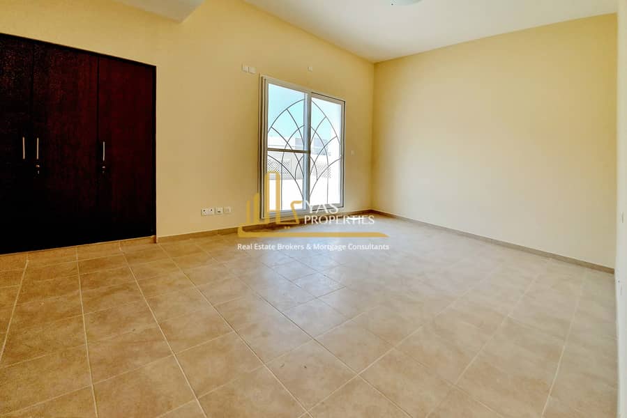 9 5 BR Traditional Villa New-37. jpg