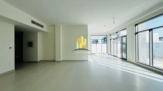 5 Bedroom Villa for Sale in Dubai South, Dubai - IMG-20250729-WA0322. jpg
