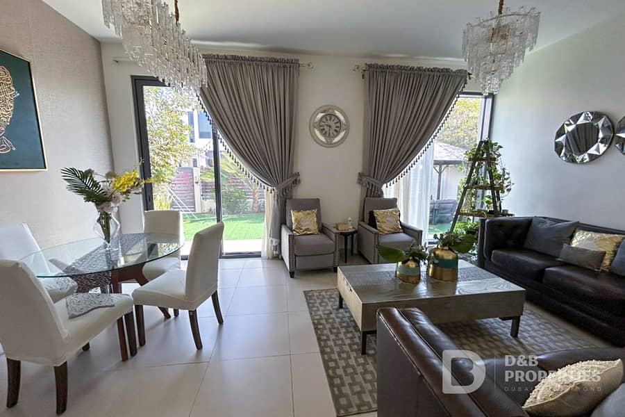 位于迪拜山庄,枫叶社区,枫叶3区 4 卧室的联排别墅 290000 AED - 12386479 位于迪拜山庄,枫叶社区,枫叶3区 4 卧室的联排别墅 290000 AED - 12386479