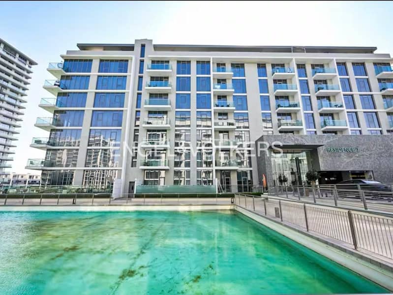 Spacious and Bright | Modern | Furnished - Image 18