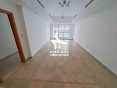 شقة في بناية صالح بن لحاج 365،البرشاء 1،البرشاء 1 غرفة 75000 درهم - 12388065