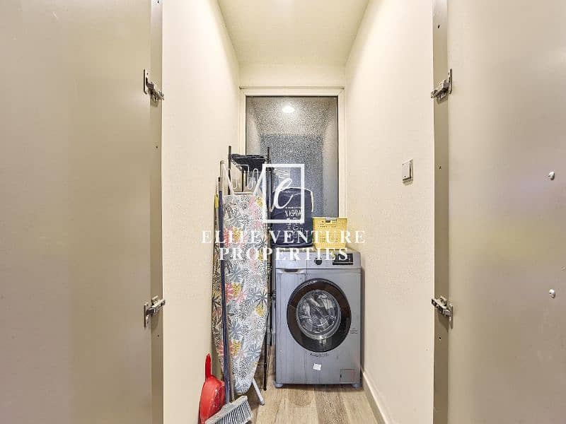 12 4Q5A0440_HDR. jpg
