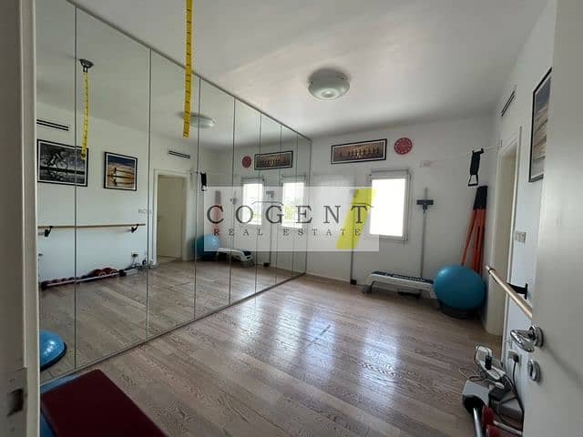 9 Gym 2. jpg