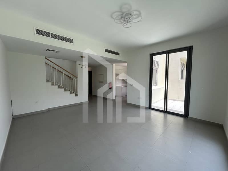 位于迪拜山庄,枫叶社区,枫叶1号公寓 3 卧室的联排别墅 240000 AED - 12388733 位于迪拜山庄,枫叶社区,枫叶1号公寓 3 卧室的联排别墅 240000 AED - 12388733