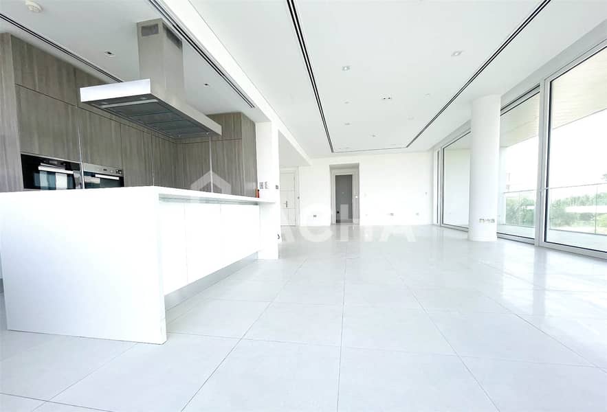 Vacant | Magnificent Layout | Green Views Vacant | Magnificent Layout | Green Views