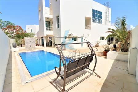 Independent 5BR Villa with elevator/pool Independent 5BR Villa with elevator/pool