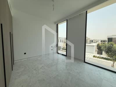 5 Bedroom Villa for Rent in Tilal Al Ghaf, Dubai - Large Layout | Corner Plot | Vacant