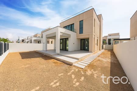 3 Bedroom Villa for Sale in Arabian Ranches 3, Dubai - Large Plot | Single Row | Brand New