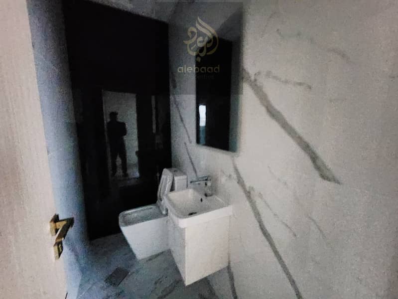 8 1000201813. jpg