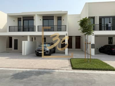 تاون هاوس 3 غرف نوم للايجار في تاون سكوير، دبي - afe7ddc9-f333-4900-bc0e-cd462293ce9e. jpg