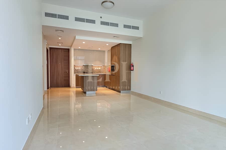 Modern Layout | Prime Location | Bright Living Modern Layout | Prime Location | Bright Living