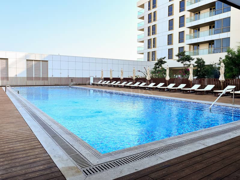 Large Layout | Beach Access | Vacant | Book Now