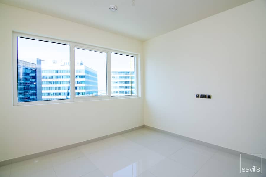 Modern Living|2-Bedroom Apartmen |Prime Location