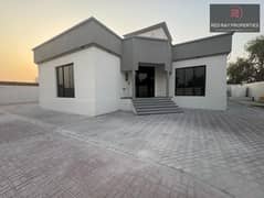 فیلا في الرفاع 4 غرف 120000 درهم - 12392123