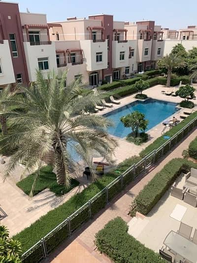 Stunning studio terrace | Pool view| Corner Unit Stunning studio terrace | Pool view| Corner Unit