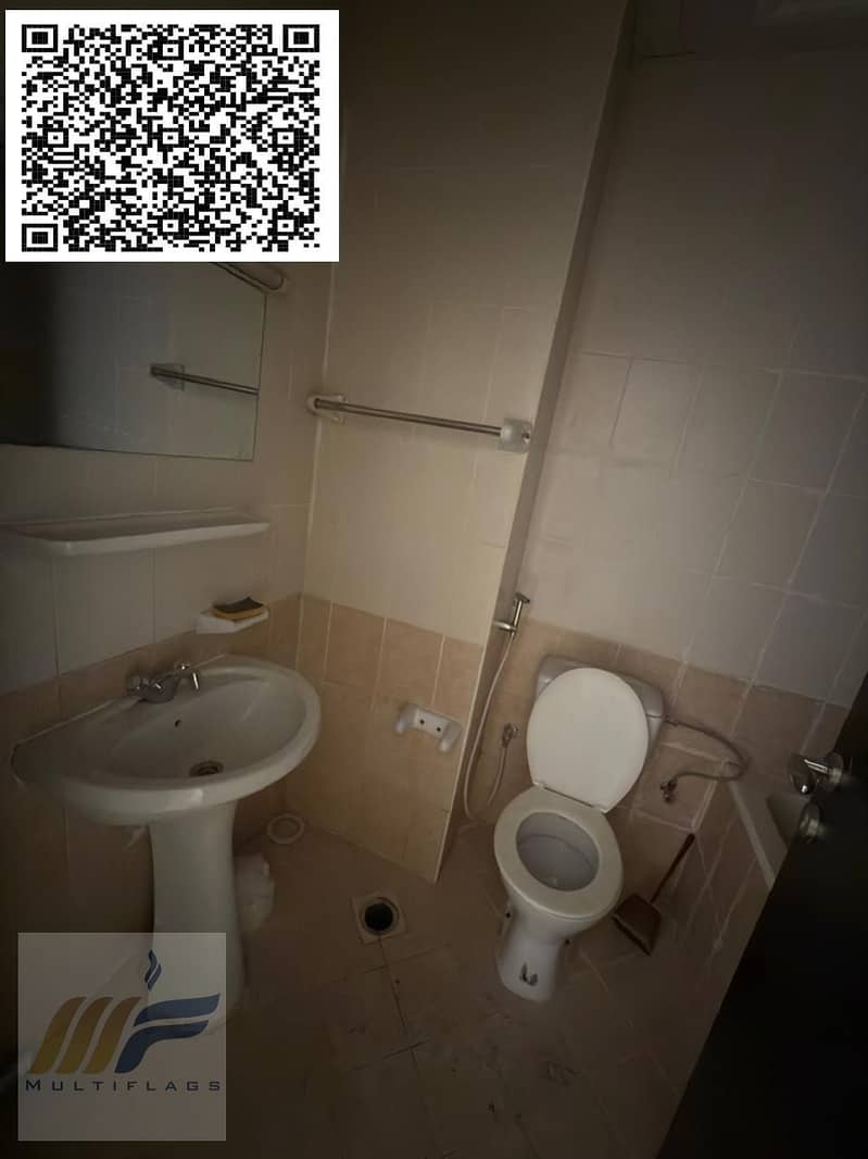4 2ce442d9-477a-46c8-96ca-e9f5fefd4378. jpg