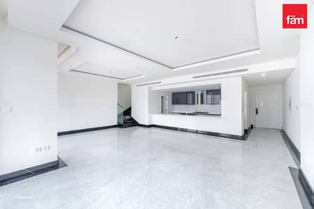 2 Bedroom Apartment for Sale in Business Bay, Dubai - Smart Home| Jacuzzi Incl| Brand New