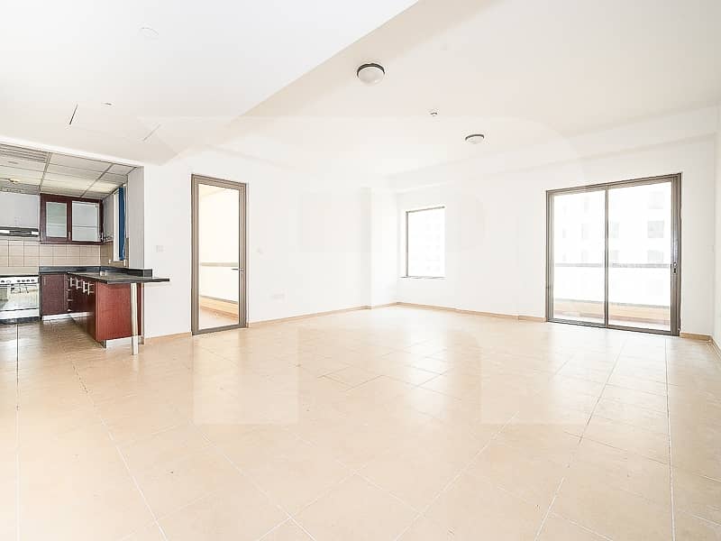 Luxury Living | Prime Location | Sea View Luxury Living | Prime Location | Sea View