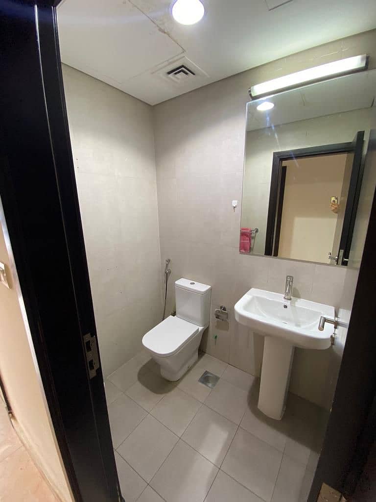 7 0daac6f8-cec4-4125-bce3-f3bed1ac42db. jpg