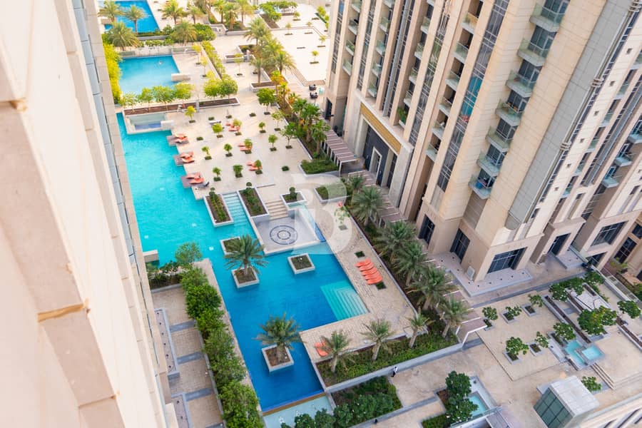 Prime Location | Open Kitchen | Luxury Apartment
