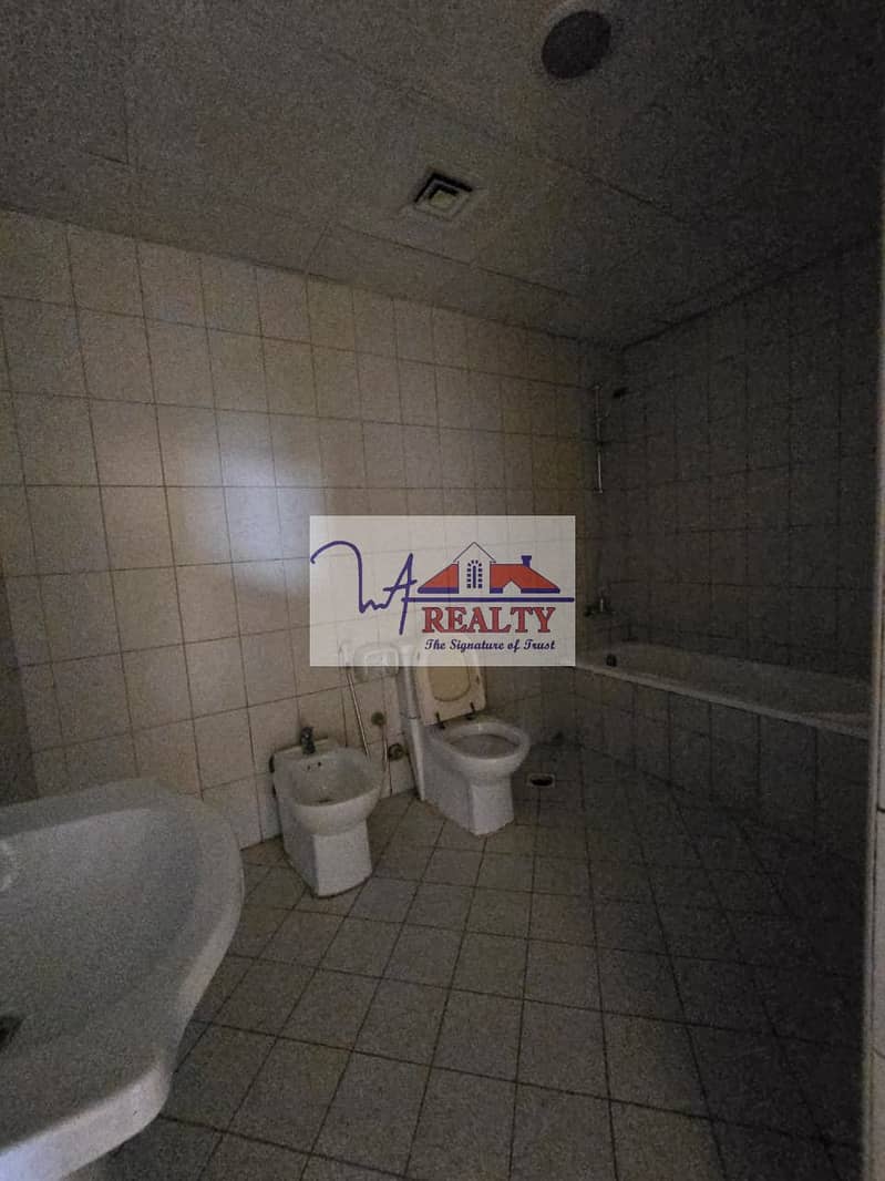 9 c3740b4d-512c-42c7-9aa0-a8c74c6803ec. jpg